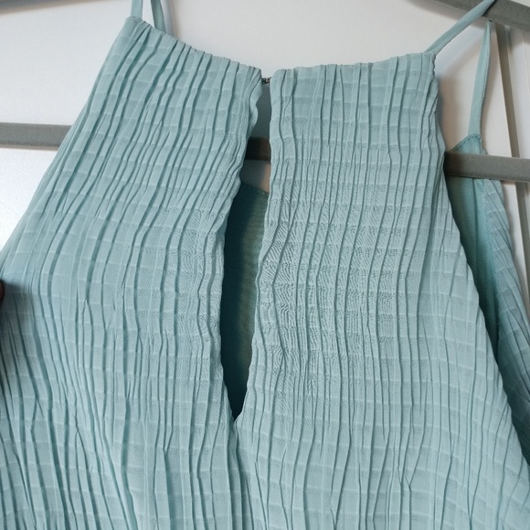 ASTR The Label Pleated Maxi Dress Size Small - Picture 7 of 8